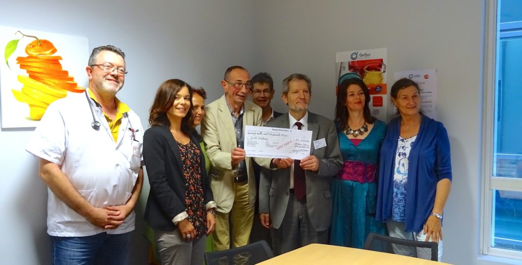Le Gefluc remet un chèque de 15.150 € au Centre Hospitalier de Valence pour le projet DOZDAR du Docteur Bruno Anglaret.